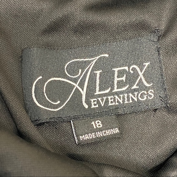 Alex Evenings  Black & White Lace & Chiffon Mock Gown Size 18 - Picture 11 of 15